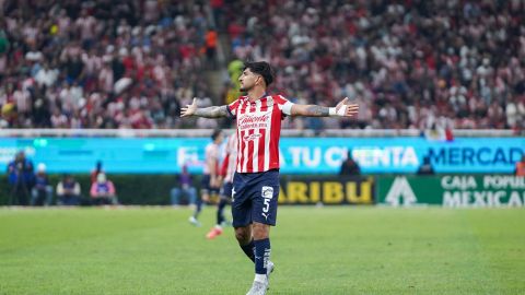 Víctor Guzmán estará de baja con Chivas para el torneo Clausura 2025.