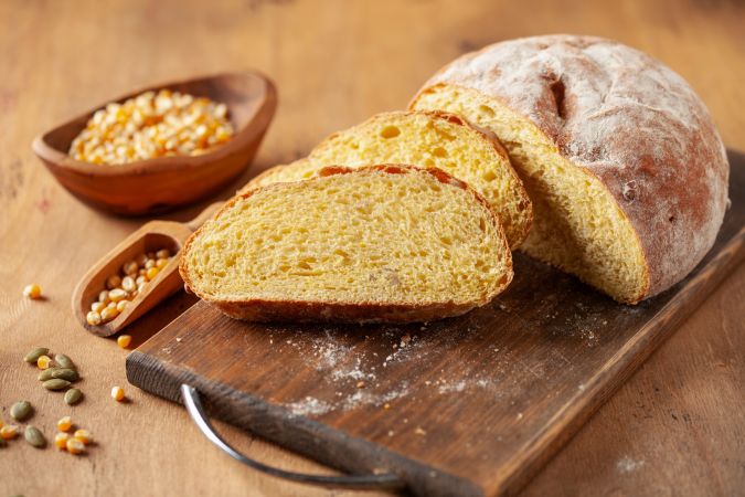 El pan de maíz simboliza el oro y la riqueza.