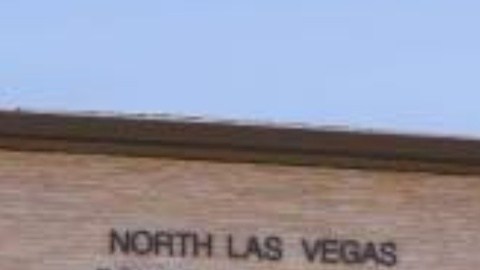 La joven fue arrestada por la policía de North Las Vegas por ser la única sospechosa.
