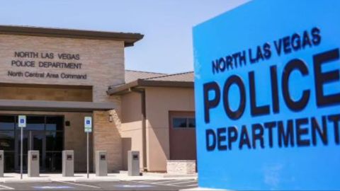 La joven fue arrestada por la policía de North Las Vegas por ser la única sospechosa.