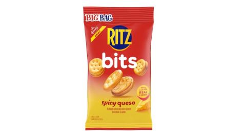 La innovación en sabores del nuevo producto se logra al combinar el cremoso sabor del queso con un toque picante con las galletas Ritz .