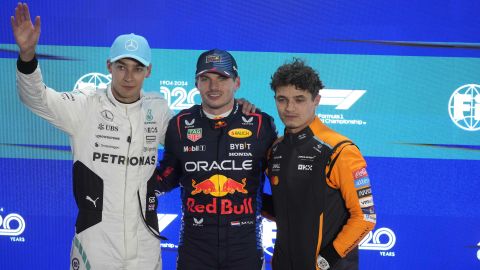 De izquierda a derecha: George Russell, Max Verstappen y Lando Norris.