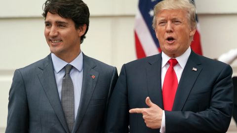 El primer ministro de Canadá, Justin Trudeau, y Donald Trump en la Casa Blanca en 2017.