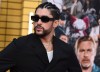 Bad Bunny sigue “picando piedra” como actor en Hollywood.