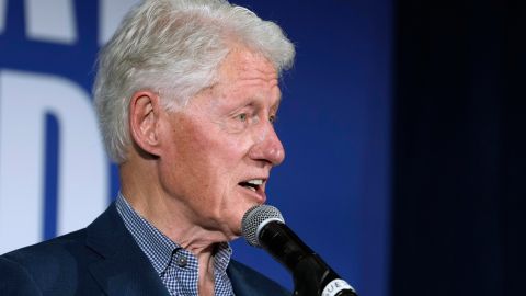 Durante su mandato, el expresidente Bill Clinton indultó a su medio hermano.