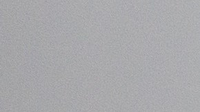 Nuevo reporte revela falta de personal médico en áreas críticas.