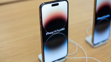 Walmart vende el iPhone 14 Pro Max con gran descuento.