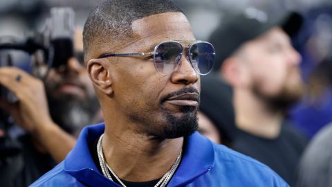 Jamie Foxx se encuentra recuperándose de las heridas.