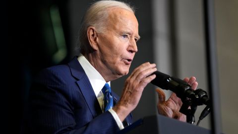 Joe Biden expresa "total apoyo" a una transición en Siria