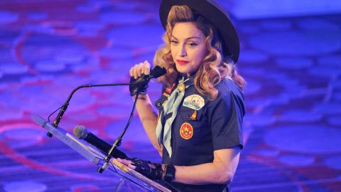 Madonna es conocida por tener varias controversias con la iglesia y el Vaticano.