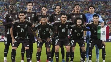 Equipo de México durante un partido de la Nations League de la Concacaf.