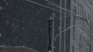 Meteorólogos aclaran que no se esperan acumulados de nieve, por lo que no habrá muñecos ni trineos.