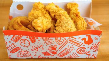 Popeyes cierra el año con ofertas especiales.