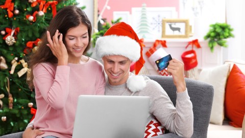 Aprovecha los descuentos que están disponibles en internet para comprar tus regalos de Navidad.