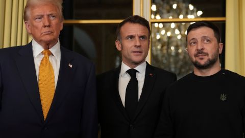 Donald Trump y Volodímir Zelenski se reunieron en Francia