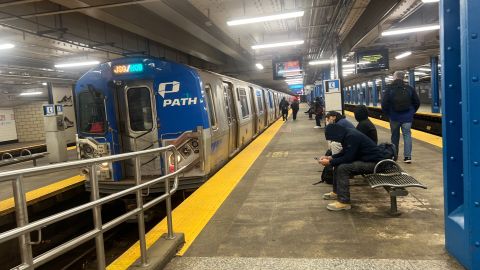 Autoridades de New Jersey buscan concientizar a pasajeros sobre el tráfico humano