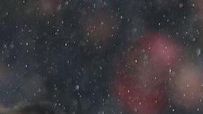 Diogo Dalot y Mohamed Salah (d) durante el partido entre el Liverpool FC y el Manchester United.