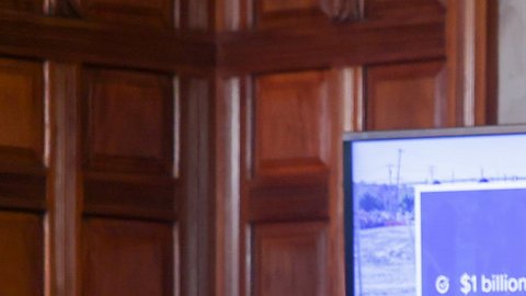La gobernadora de Nueva York presentó su plan ejecutivo este martes, el cual deberá ser aprobado por la Legislatura Estatal antes del 1 de abril.