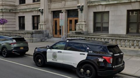 Policía en Syracuse, NY.