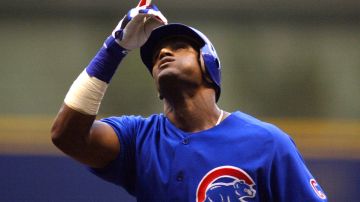 Sammy Sosa durante un encuentro ante Milwaukee Brewers en 2004.