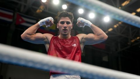 Marco Verde tendrá su primera pelea como boxeador profesional.