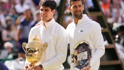 Carlos Alcaraz y Novak Djokovic.