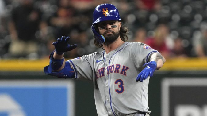 Jesse Winker llega a un acuerdo con Mets por $8 millones de dólares