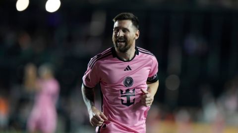 Messi celebra posterior a marcar un gol ante New England Revolution.