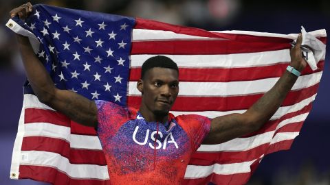 Medallista olímpico Fred Kerley sufrió brutal arresto de la policía en Miami Beach