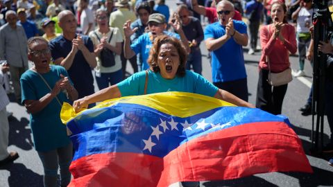 Edmundo González arribará a Venezuela el viernes.