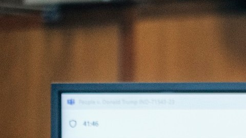 Trump atendió su sentencia a través de videollamada.