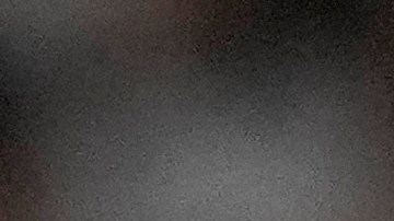 Mbappé es derribado por Szczesny durante el segundo tiempo del Real Madrid vs. Barcelona.