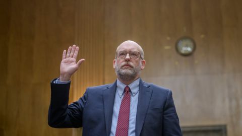 Russell Vought en audiencia de confirmación en el Senado