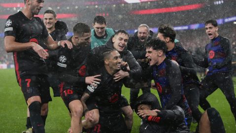 FC Barcelona logra milagrosa remontada en campo del Benfica