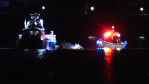 El accidente ocurrió antes de que el vuelo de American Airlines aterrizara en el Aeropuerto Nacional Reagan de Washington.