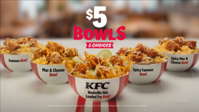 Los bowls Korean BBQ Mac & Cheese Bowl y el Korean BBQ Loaded Fries Bowl estarán disponibles on line.