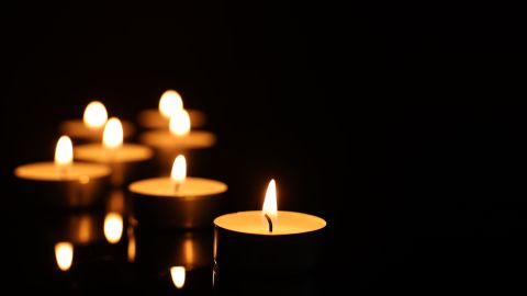 Killadamente falleció a los 27 años de edad.