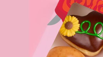 La presentación de esta nueva colección asemeja un arreglo floral.