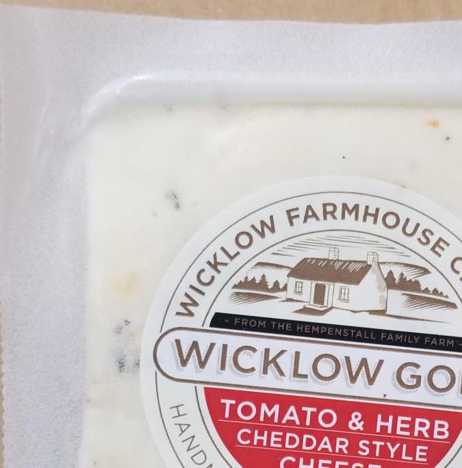 Wicklow Gold Cheddar Tomato & Herb de 5.2 onzas.
