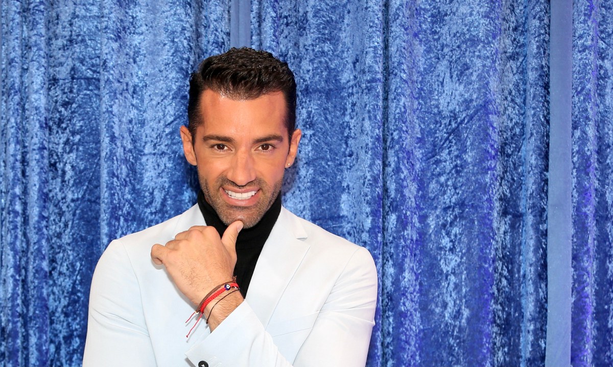 Novia de Toni Costa celebra su primer aniversario de novios y revela cómo inició su amor