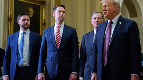 El vicepresidente electo, J.D. Vance, junto al presidente electo, Donald Trump.