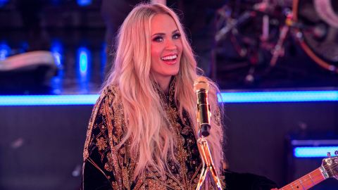 Carrie Underwood manifestó su agradecimiento por haber sido considerada para este “evento histórico”.