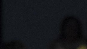 El delantero brasileño del Real Madrid Endrick intenta controlar el balón ante la presión del jugador de la Deportiva Minera.