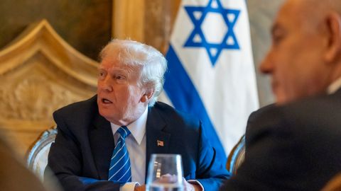 Netanyahu y Trump coinciden en que el acuerdo de alto el fuego en Gaza es temporal