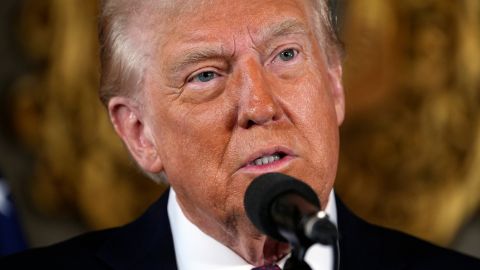 Trump no descarta el uso de la fuerza militar para recuperar el Canal de Panamá
