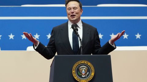 Donald Trump apoyaría que Elon Musk sea dueño de TikTok: "Si él quisiera comprarla"