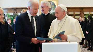 Joe Biden otorgó la Medalla de la Libertad al papa Francisco: ¿qué significa?