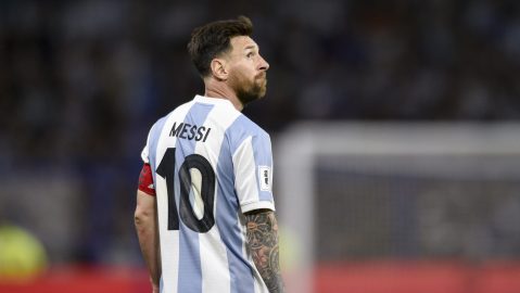 Lionel Messi durante un partido de eliminatorias sudamericanas.