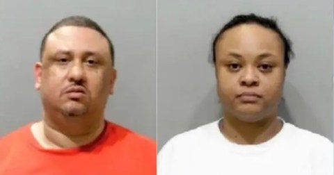Foto policial de Roy Eric Goodman (izquierda) y Trevina Quiche Goodmank dueños de los perros que atacaron al hombre,