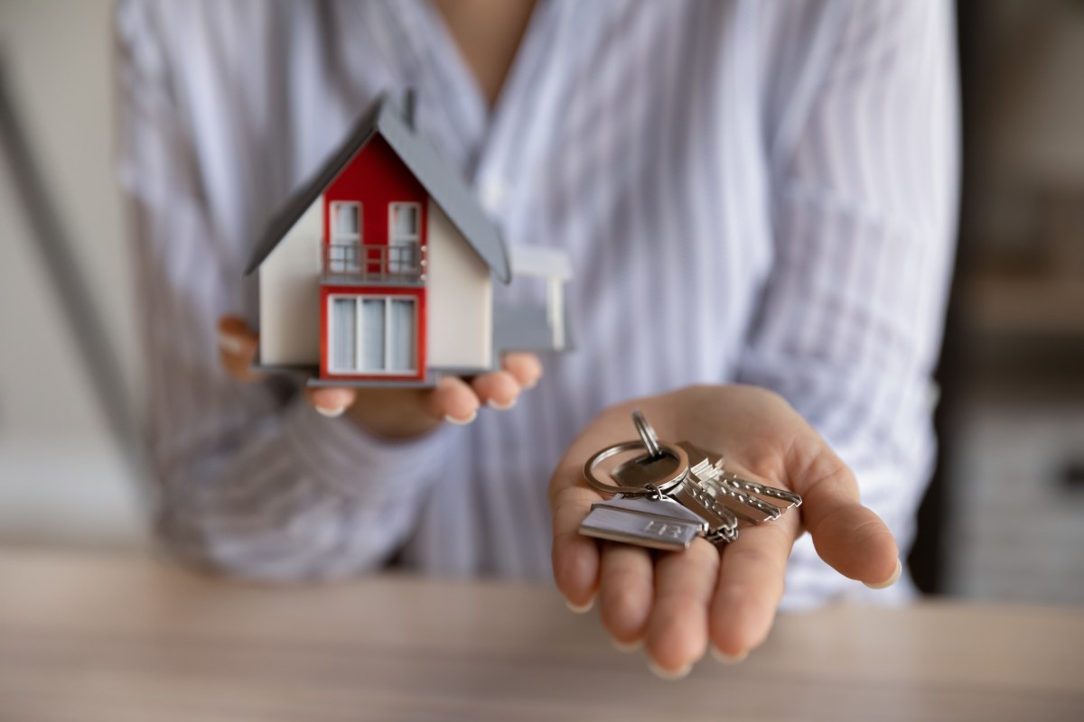 Amazon vende una casa de dos habitaciones por $12,000: así es por dentro